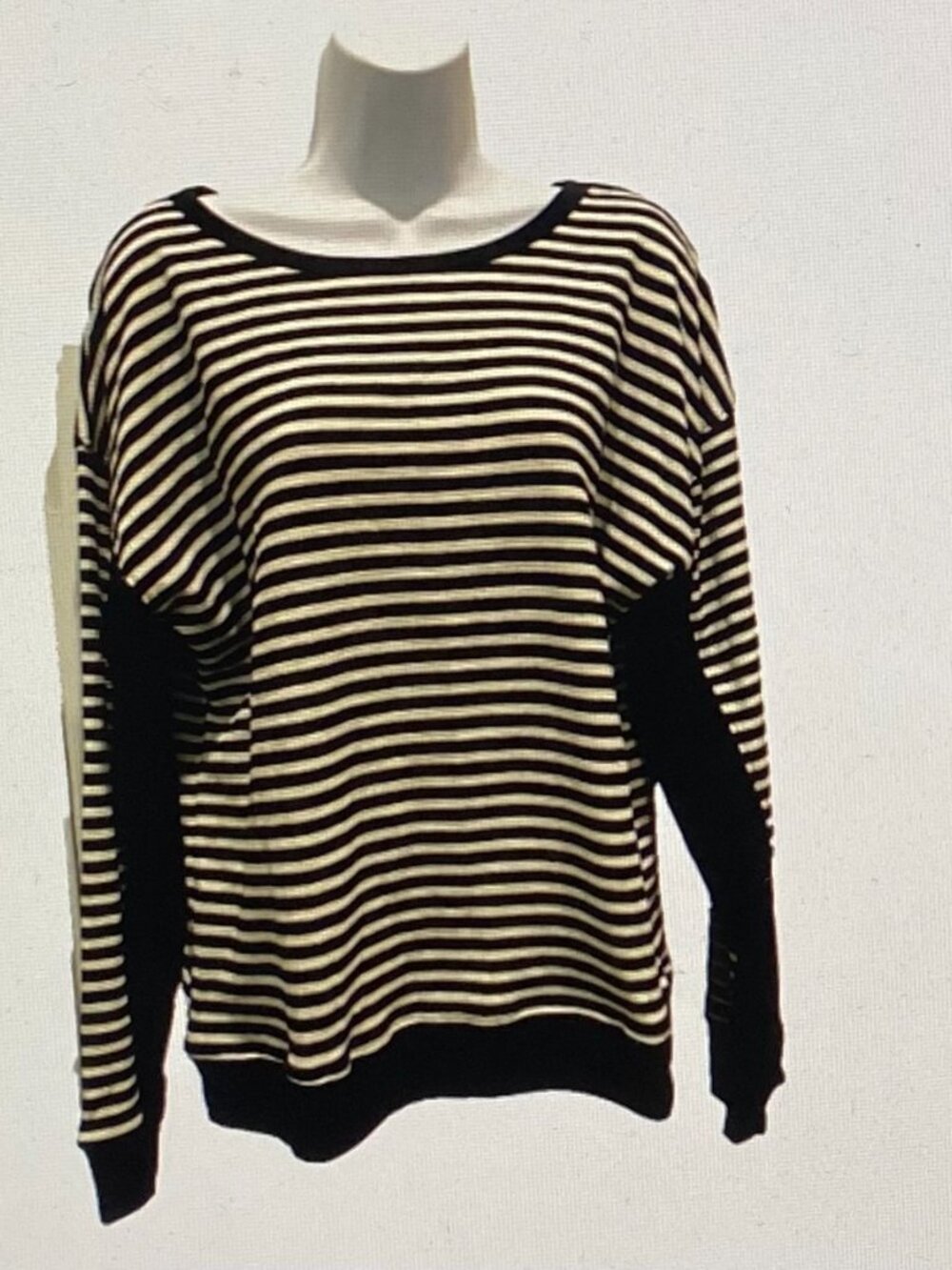 HEM & THREAD BLACK & WHITE STRIPED PULLOVER NWT MED
